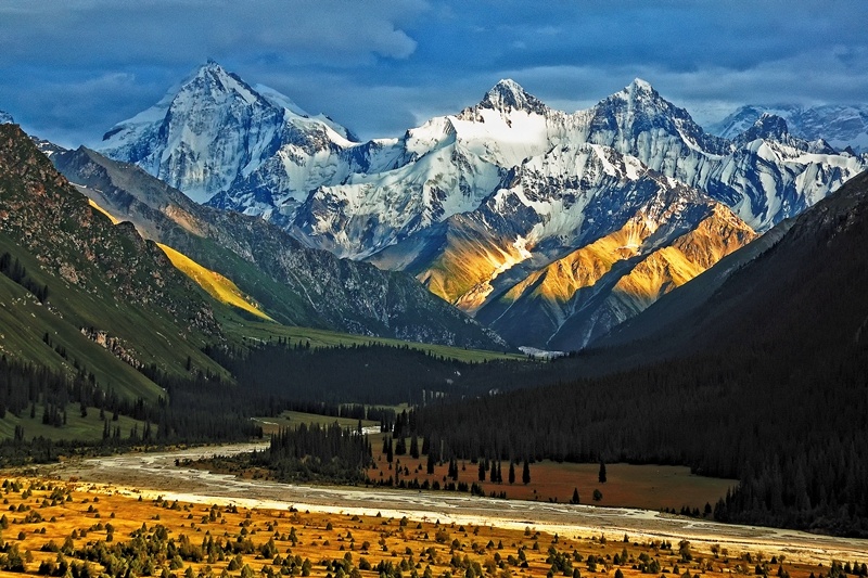 新疆梦翔，蓝天下的梦想翅膀